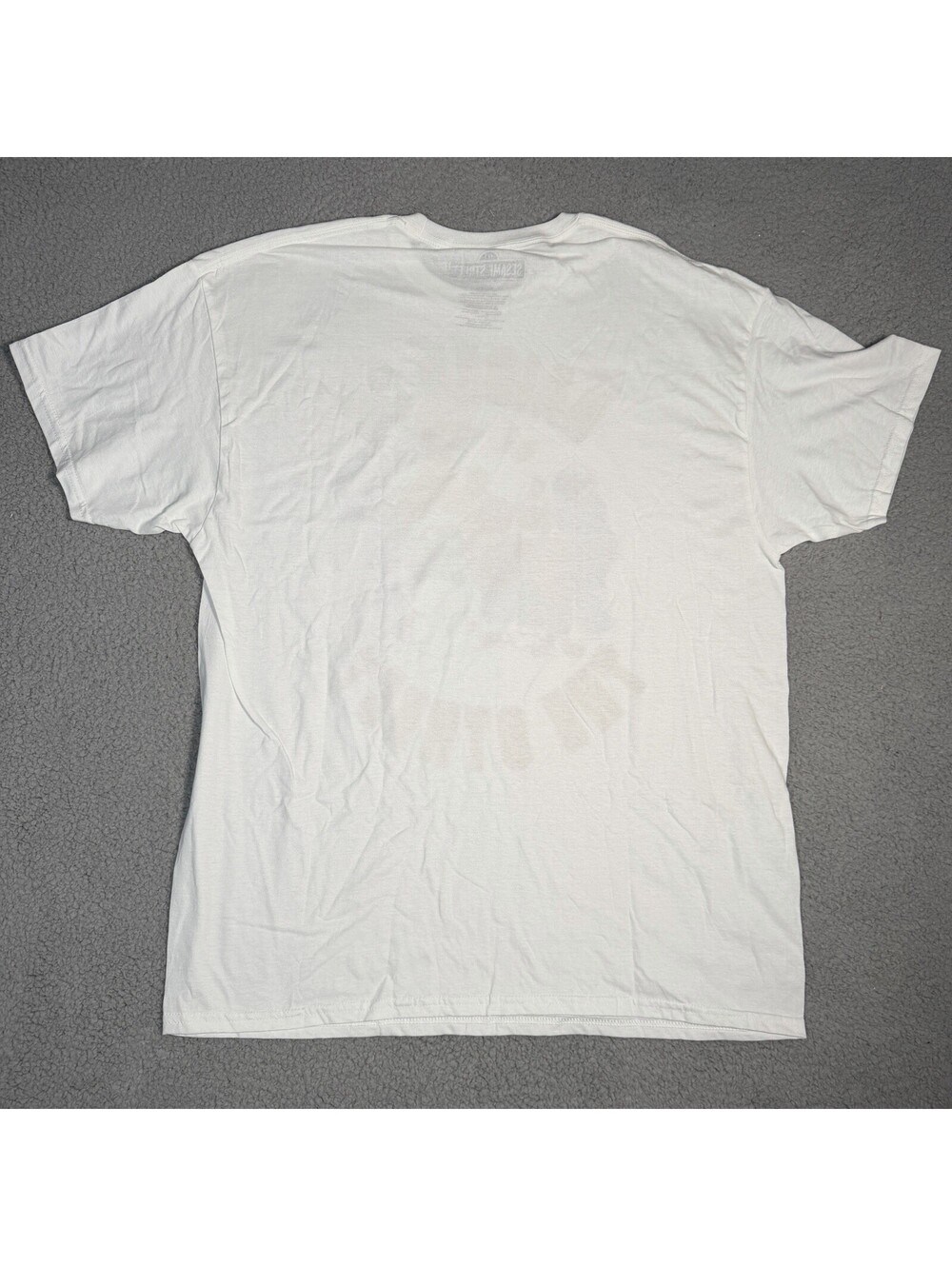 Sesame Street Mens Raised On The Street White Shirt New XL Big Bird Cookie Bert - Picture 6 of 6